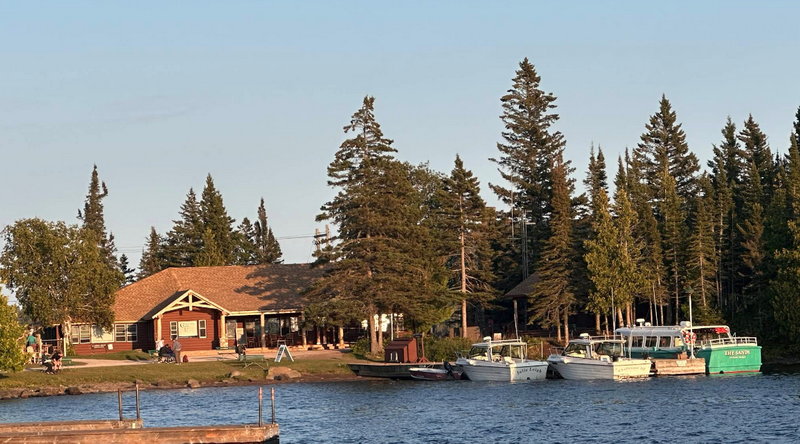 Rock Harbor Lodge - Web Listing (newer photo)